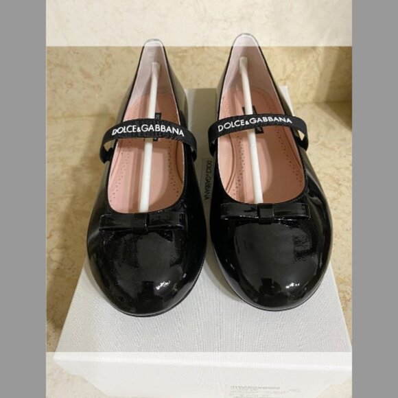 Dolce&Gabbana NIB Girl's Vernice Logo-Print Ballet Flats, (Orig.$495) w/tax - Picture 2 of 5